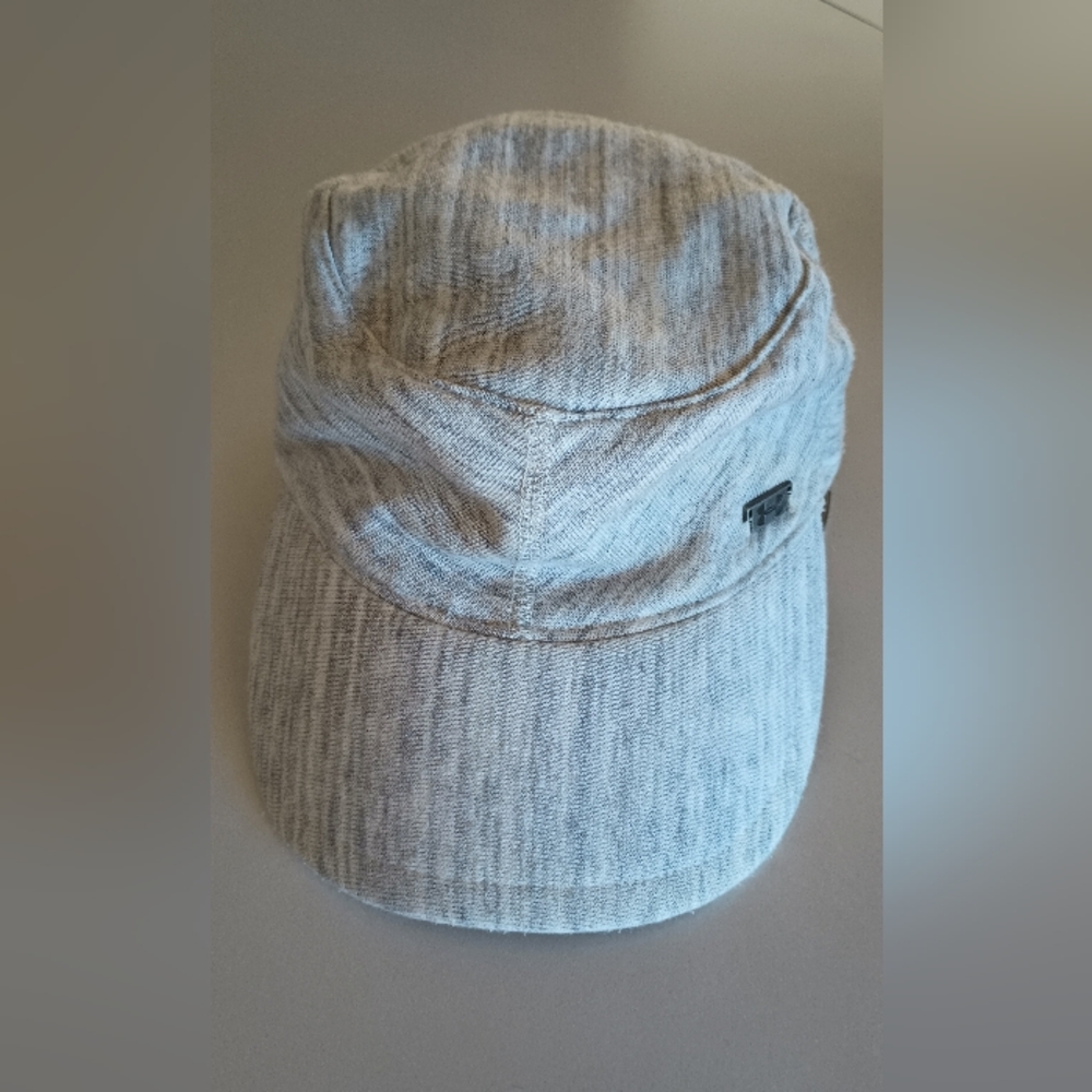Under Armour Light Gray Cap